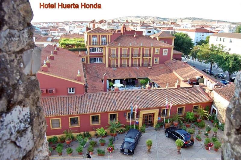 Hotel Huerta Honda Zafra Exterior foto
